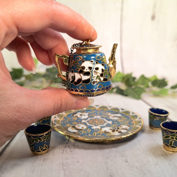 Vintage Cloisonne Mini Panda Tea Set - Blue and Gold - Picture 3 of 6